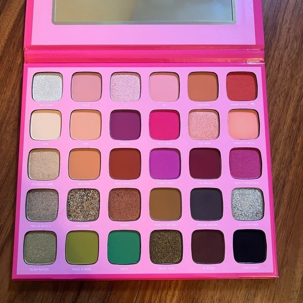 Morphe X Jeffree Star Artistry Palette